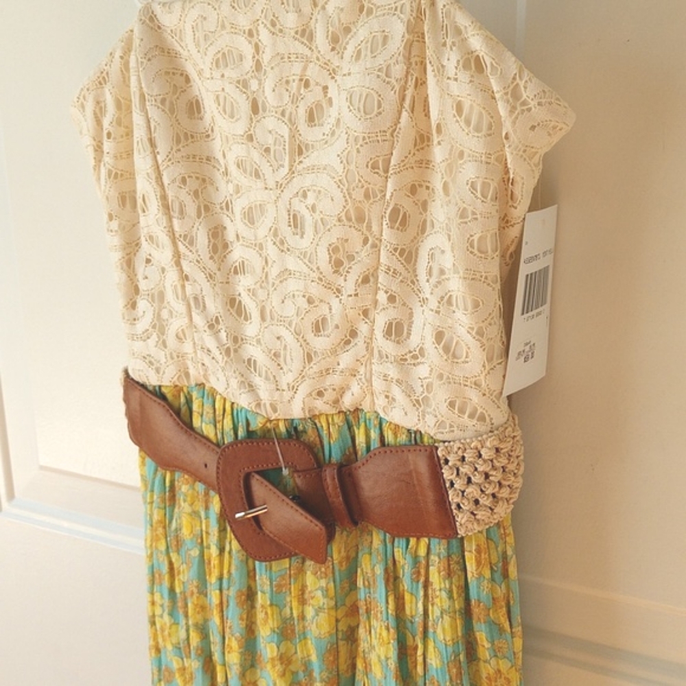 Juniors Strapless Belted Lace Bodice Dress Size 1